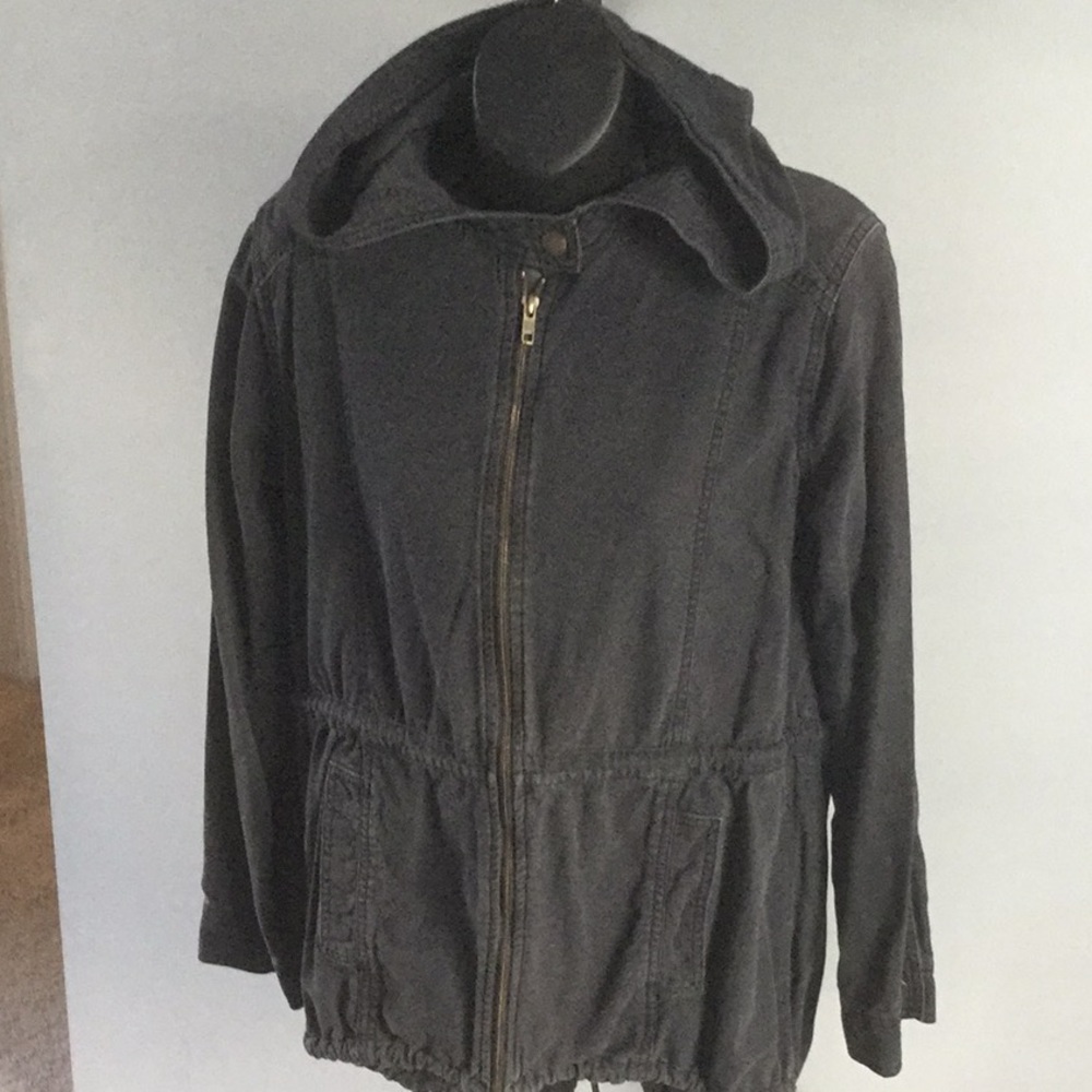 Abound women’s parka .Size M